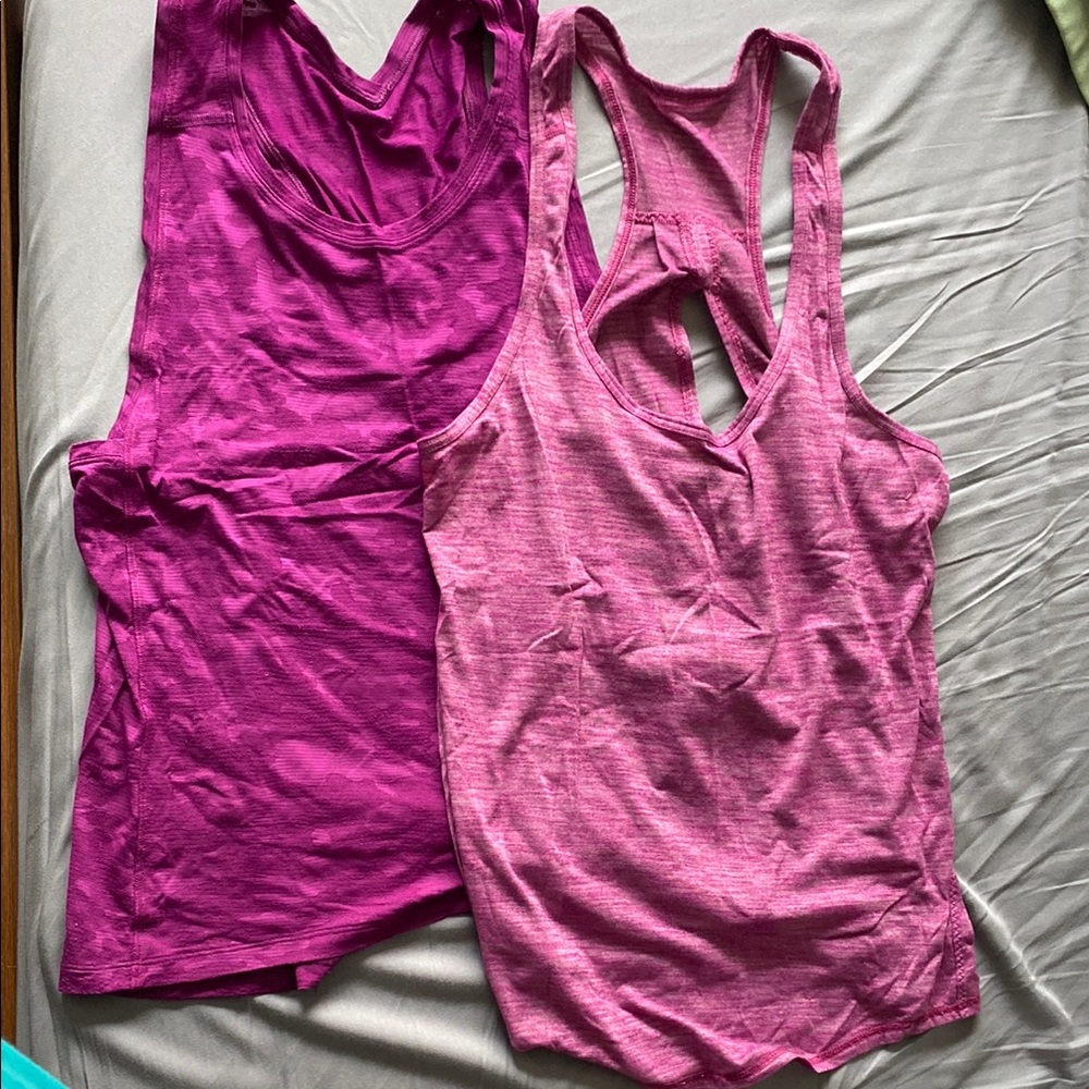 ⭐️3 for $20⭐️ Purple and Pink Sleeveless Fitted Tank Tops